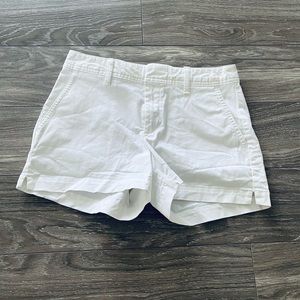 GAP City Short White